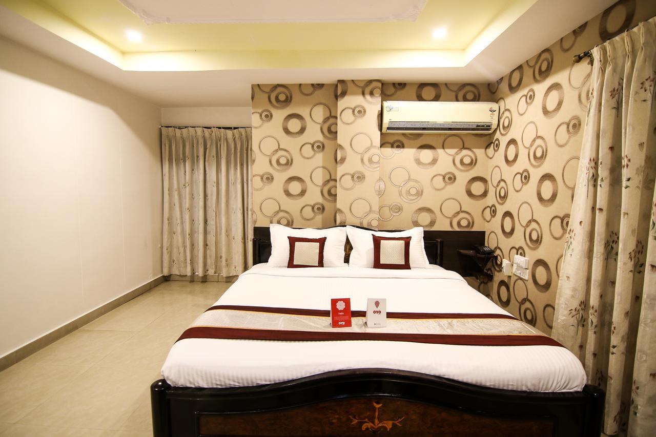 Oyo 9207 Chakri Guest House Višákhapatnam Exteriér fotografie