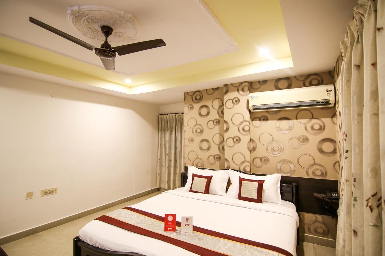 Oyo 9207 Chakri Guest House Višákhapatnam Exteriér fotografie