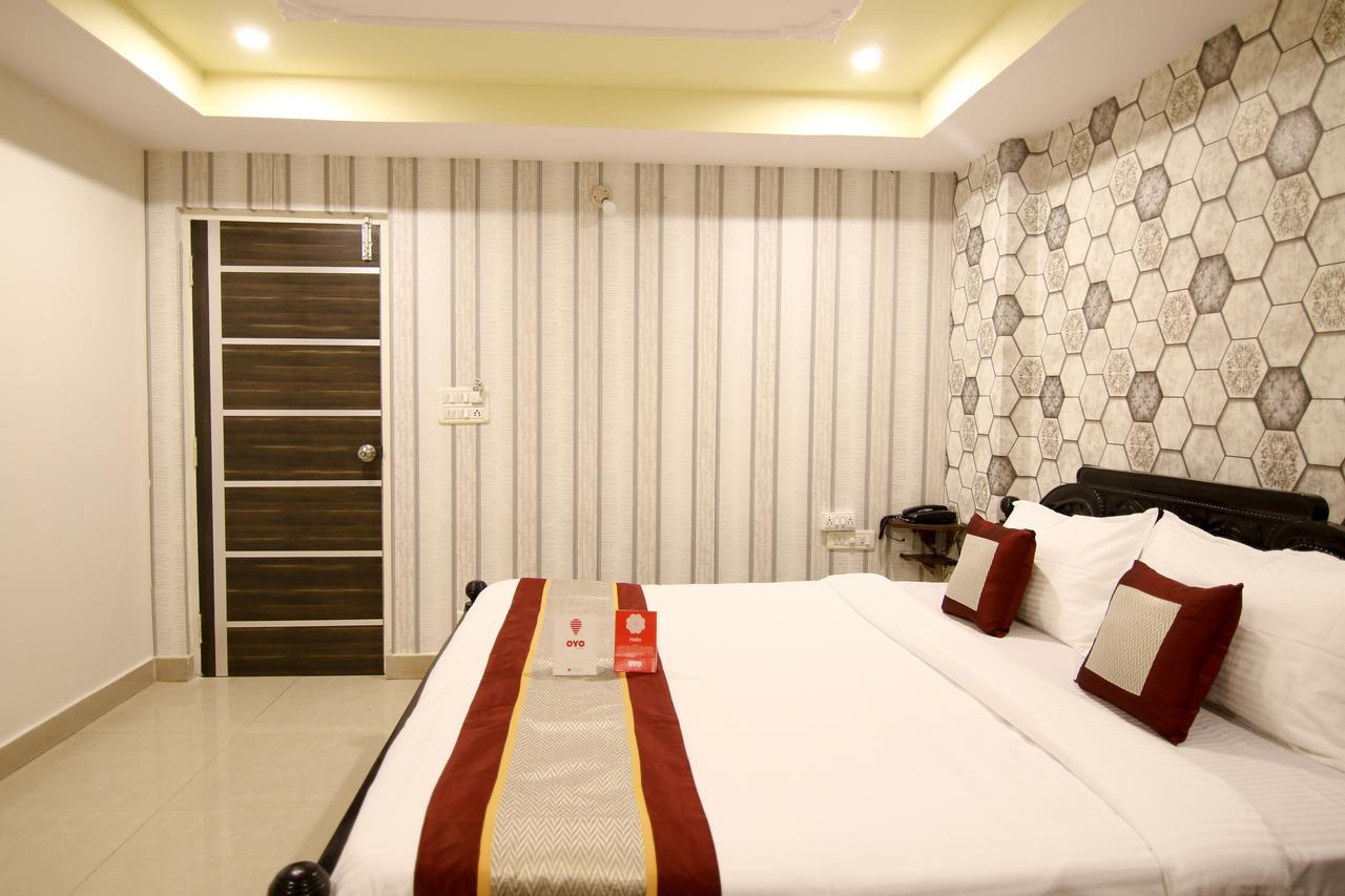 Oyo 9207 Chakri Guest House Višákhapatnam Exteriér fotografie